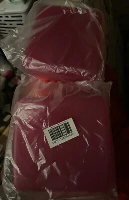 SALE!! NEW Tupperware Sandwich Keeper - Pink Aus Postage