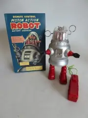 HA HA TOYS JAPAN 9” PISTON ACTION REMOTE CONTROL ROBOT TIN TOY (NEW) TESTED