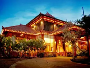 納魯度假飯店Nyiur Resort Hotel