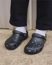 [Crocs] Crocs Women's Classic Clogs Shoes in Black Size M10 M10 Black