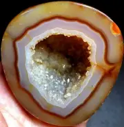 341g WOW! Agate Geode! NATURAL CARNELIAN CRYSTAL QUARTZ Geode Agate k754