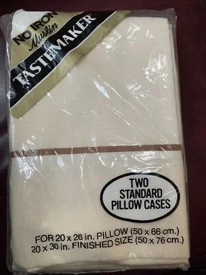 2 Vintage Tastemaker No Iron Muslin Standard Pillow Cases USA New Old Stock