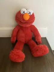 KAWS Uniqlo ELMO Plush Doll Dead Stock Limited Edition NWT