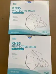 White disposable Kn95 face masks, 50 Pcs, 5 Boxes Of 10 Pcs, 3D,5 Layers,FFP2