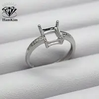 在飛比找樂天市場購物網優惠-diy飾品配件925純銀鍍正方形戒指銀托空托可鑲嵌寶石疊口活