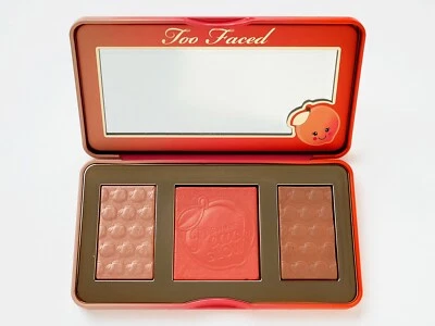 Too Faced Sweet Peach Glow Highlight Blush Bronzer Palette