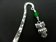 A TIBETAN SILVER GREEN JADE BEAD & OWL CHARM BOOKMARK. 9CM. NEW.