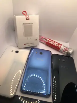 二手機 中古 HTC U11 5.5吋 亮麗黑/藍色 128/64G