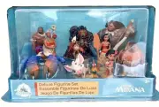 "Moana" figurine set NEW 10-figures w/ Moana, Maui, Pua & HeiHei, Tamatoa Gift