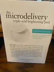 The Microdelivery Triple-Acid Brightening Peel Pad by Philosophy - 12 Pc