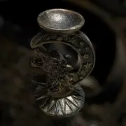 Howling Wolf Sphere Stand