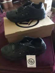 Crosskix Water Shoes Mens 11 Black APX Closed Toe Lace up Composite Foam
