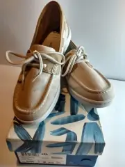 NEW Clarks Step Glow Lite Womens Sz 7W Off White Canvas Slip On Flats Boat Shoes