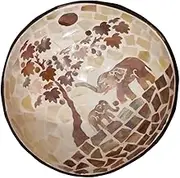 HOLIDYOYO 1pc Natural Coconut Shell Bowl for Candy Snacks Keys Storage Decorative Container for Home Dining Room Use Unique Design