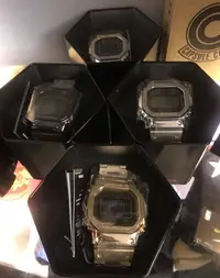 在飛比找Yahoo!奇摩拍賣優惠-銀色全新 CASIO G-SHOCK GMW-B5000GD