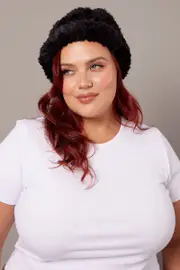 Black Fluffy Beanie