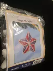 SUNRISE Craft Star Bright Ornament Kit Makes 4 Sequins Red White Blue 510067