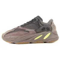 在飛比找Yahoo!奇摩拍賣優惠-Adidas Yeezy Boost 700 棕紫 黑褐 黑