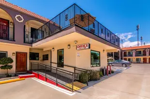 格倫代爾經濟旅舍Econo Lodge Glendale