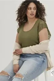NWT Torrid Plus Size 2 2X 18/20 FLUTTER TOP - SUPER SOFT GREEN