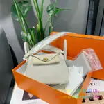 二手精品 HERMES 愛馬仕 LINDY MINI 19 金釦 牛皮 手提包 單肩包 斜挎包 迷你 女款 冰川白