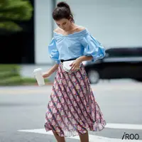 在飛比找momo購物網優惠-【iROO】壓褶愛心印花及膝裙