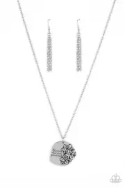 Paparazzi PLANTED POSSIBILITIES silver necklace