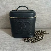 在飛比找PopChill優惠-[二手] Chanel vanity case 化妝盒 黑金