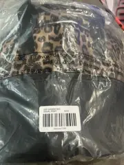 CHICO'S LEOPARD TRAVEL GARMENT BAG FULl ZIP ANIMAL PRINT NYLON $39.99 NWT