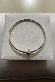 Pandora Bangle Limited 925 Silver - Gift Bag and Box Included. 7.5" Medium