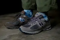 在飛比找樂天市場購物網優惠-【日本海外代購】New Balance 2002 新百倫 N