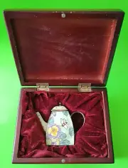 Amanda Smith Collectable Enamel Flowers & Bee Teapot with Wood Box NIB Vintage