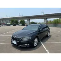 在飛比找蝦皮購物優惠-2016 Skoda Superb Combi 1.8 TS