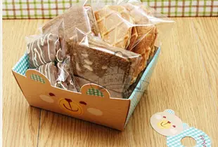 Amy烘焙網:10套入/韓國熱銷可愛小熊/粉小兔紙托袋/手工餅乾包裝袋/瓦片杯子蛋糕包裝袋/禮物包裝