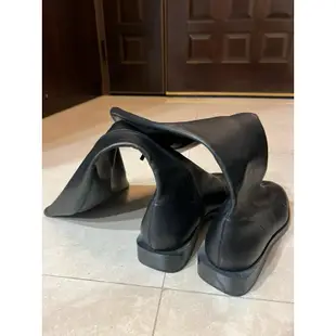 免運 CHARLES & KEITH 黑色拉鍊軟皮長靴 UK41 26cm