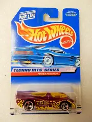 Hot Wheels Techno Bits Series Power Pistons 2/4 1998 NIP