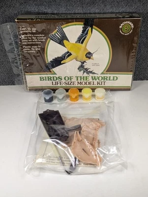 Vintage Bachman Birds Of The World Snap Fit Model Life-Size GOLDFINCH Rare HTF