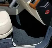 Range Rover OEM SVA L405 2018-22* 4 Piece Navy With Ivory Piping Carpet Mats New (for: Land Rover)