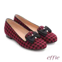 在飛比找momo購物網優惠-【effie】都會舒適 全真皮豔彩格紋拼接珍珠蝴蝶低跟鞋(紫