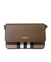 Lettering colorblock shoulder bag One size Green