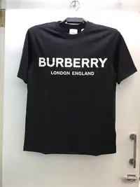 在飛比找Yahoo!奇摩拍賣優惠-Burberry London 寬版 黑色 文字Logo 圓