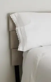 [Los Encajeros] Hojas Percale Set-of-Two King Pillowcases