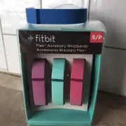 NWT fitbit Flex S/P Accessory Wristbands Accessories Bracelets Flex set of 4