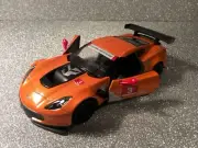 Kinsmart 2016 Chevrolet Corvette C7 R 1:36 Diecast Orange Car Pullback toy