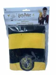 Harry Potter Hufflepuff, Black/Yellow, Winter Scarf, One Size Seal Gift Bag, New