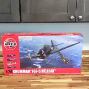 1/24 Airfix A19004 Grumman F6F-5 Hellcat Model Kit New