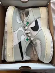 nike air force lv8 2 youth (gs) size 5 - silver black