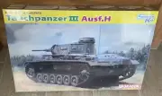 1/35 Dragon 6775 Tauchpanzer III Ausf. H Smart Kit NEW