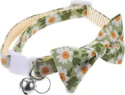 GALPADA Cute Adjustable Cat Collar with Bell Adorable Pet Accessory for Kittens and Cats Comfortable and Safe Design for Daily Wear and Special Occasions