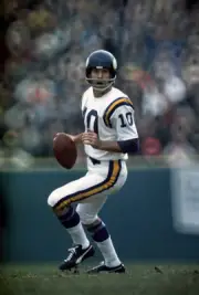 Quarterback Fran Tarkenton Minnesota Vikings drops back to pass at- Old Photo